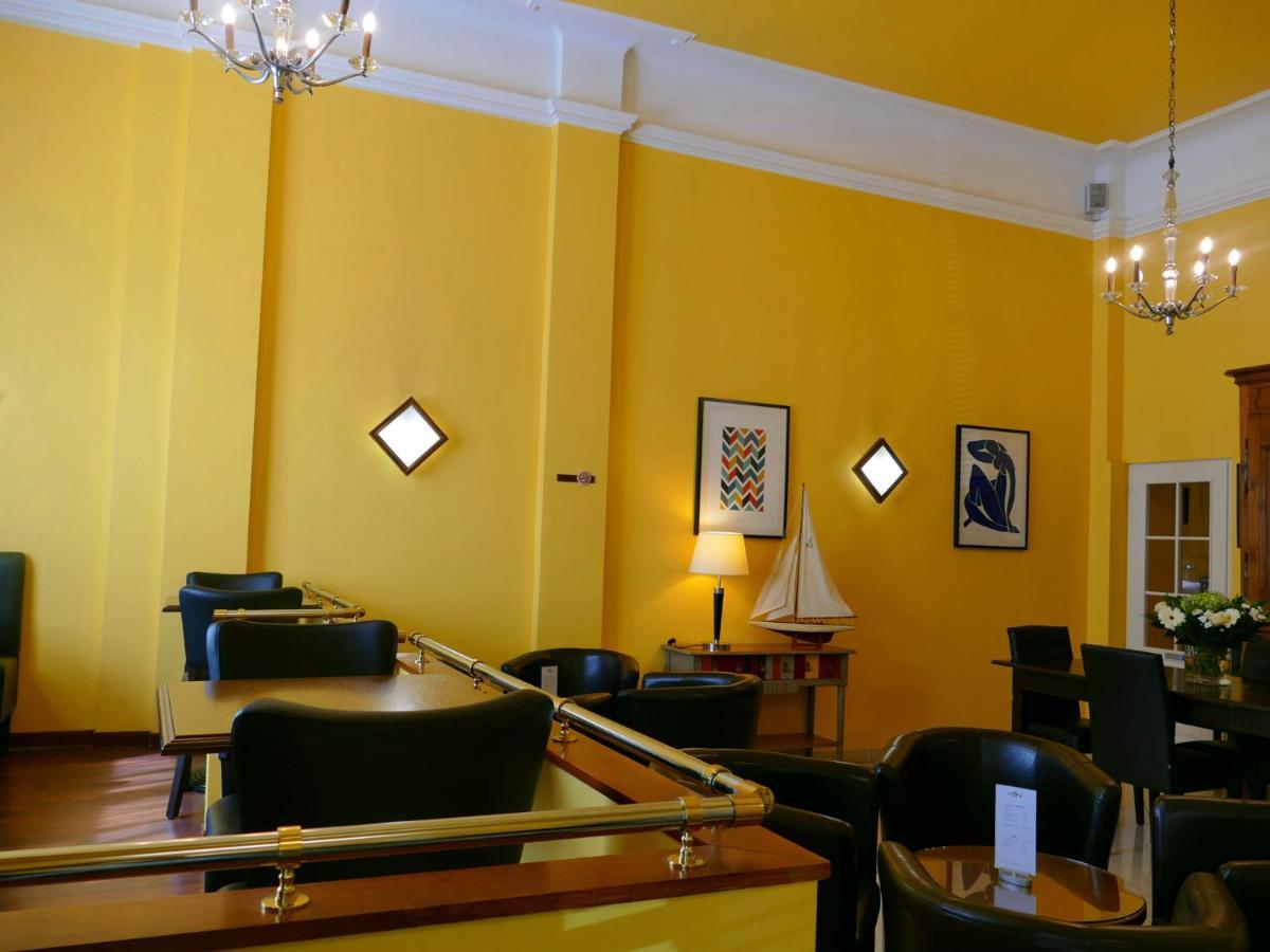 Hotel Berlioz Euroairport Basel - Mulhouse - Freiburg Сен-Луи Экстерьер фото